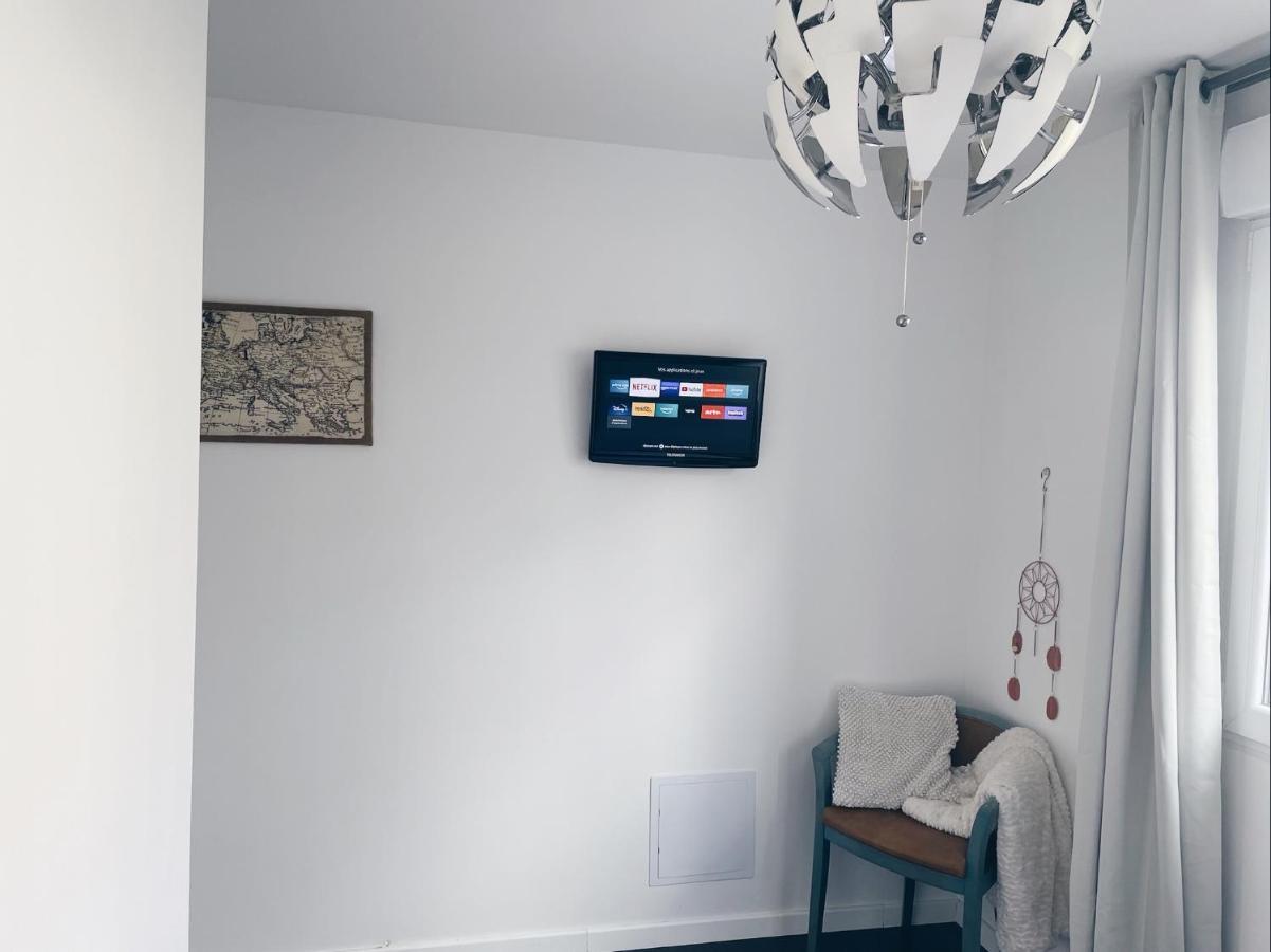New: Appartement Tout Confort + Parking Gratuit Amiens Exterior foto
